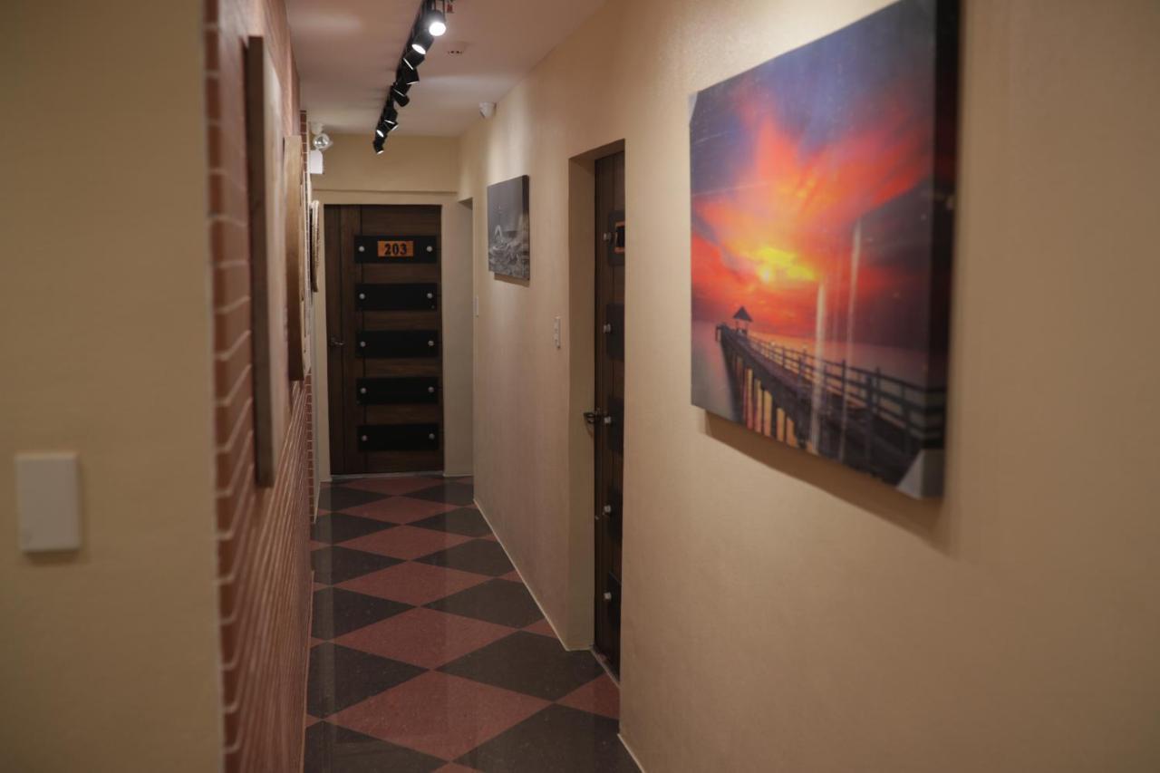 Cerca Hotel Balabag  Extérieur photo