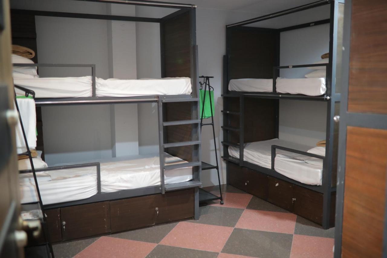 Cerca Hotel Balabag  Extérieur photo
